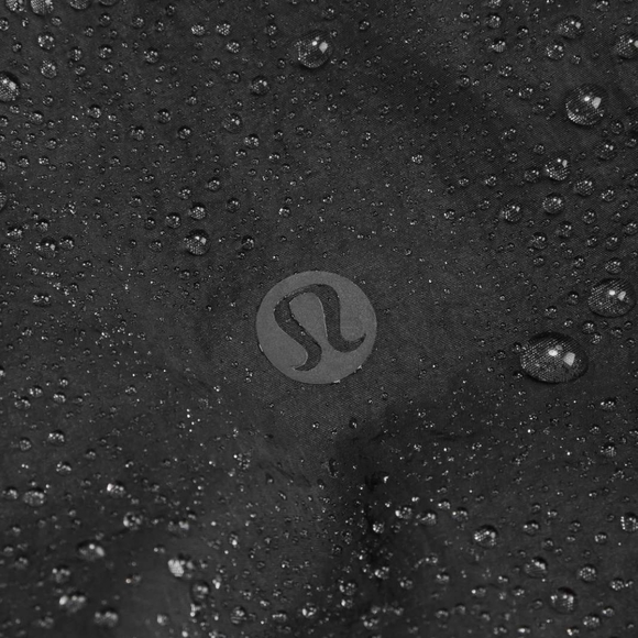 Lululemon Womens Reversible Insulated Bomber Jacket Black Like New - Picture 6 of 13